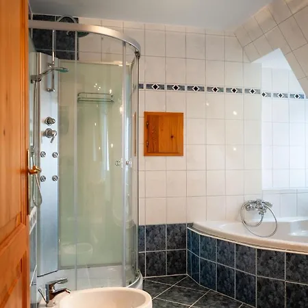 Moai Home Apartman Sarvar Exterior photo